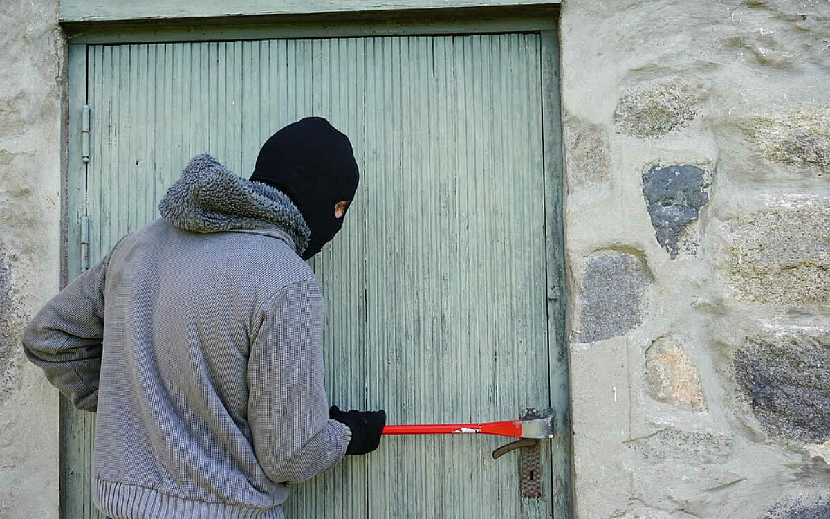 Thief 1562699 960 720 Thief 1562699 960 720